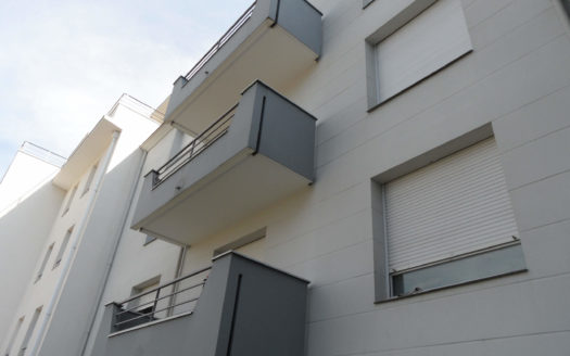 Nantes Centre ville : studio état neuf, lumineux avec balcon LIBRE DE LOCATAIRE