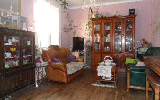 Guérande : maison lumineuse de 7 pièces et 5 ch. ; nombreuses évolutions possibles