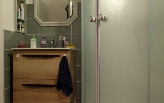 Quartier du Landry, studio au calme et lumineux avec balcon, vue dégagée plein Sud