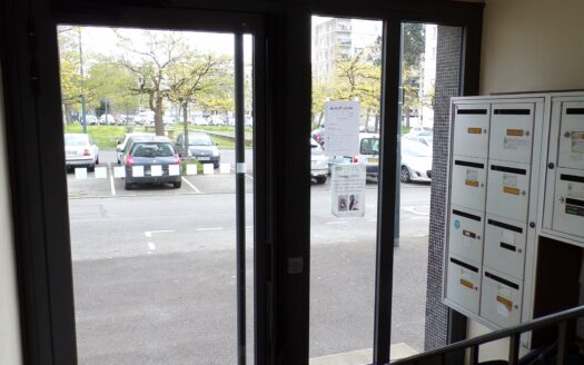 Quartier Villejean, Type 3 au calme et lumineux avec balcon orienté ouest et vue dégagée sans vis-à-vis