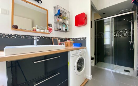 Nantes Canclaux : T3 lumineux avec terrasse jardinet, au calme