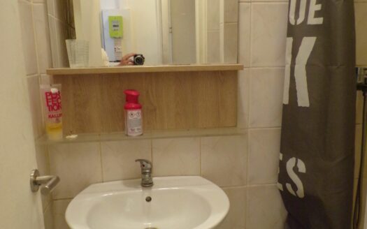 Signac / Murs à Pêches : studio au calme et lumineux