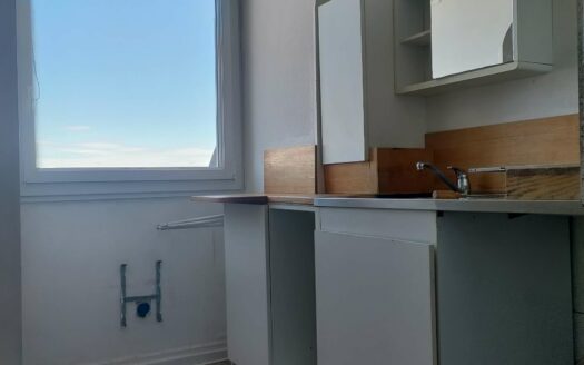 Rennes Hoche-Thabor – studette au calme et lumineuse